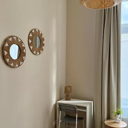 بيت شباب Beautiful - Luxury In The Center *