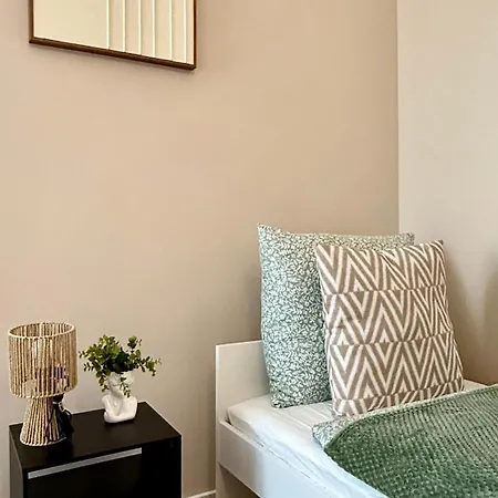 بيت شباب Beautiful - Luxury In The Center شتشيتسين
